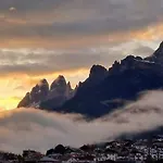 Un Tetto Sulle Tre Cime Apartment