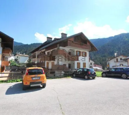 Un Tetto Sulle Tre Cime Apartament